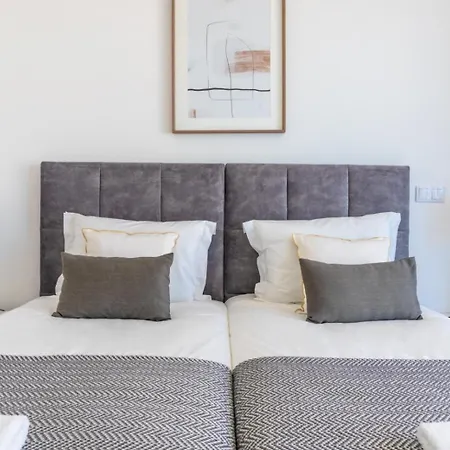 Peralta - Stunning With Private Pool 03