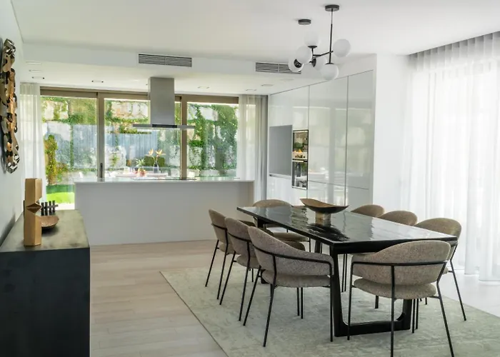 Peralta - Stunning With Private Pool 03